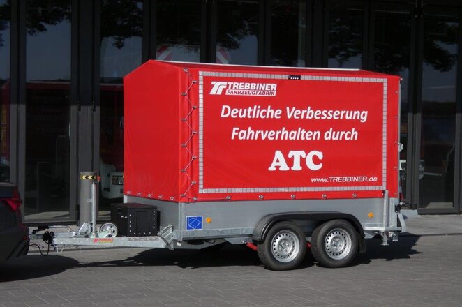 Gebaut für den Rettungseinsatz: die Anhänger der Trebbiner FahrzeugFabrik. | © Trebbiner FahrzeugFabrik
