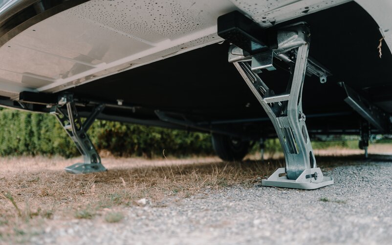 Stable footing on any ground – the Big Foot makes it possible. | © AL-KO