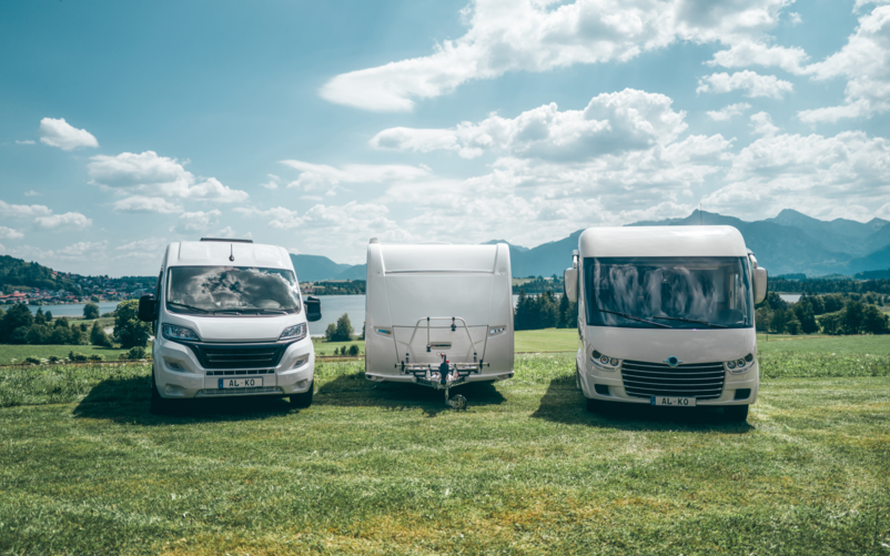 Die Auswahl an Campingfahrzeugen auf dem Markt ist umfassend – eine genaue Recherche hilft bei der Entscheidung. | © AL-KO