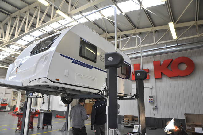 The AL-KO factory in Italy can install manoeuvring systems for you like the MAMMUT. | © AL-KO